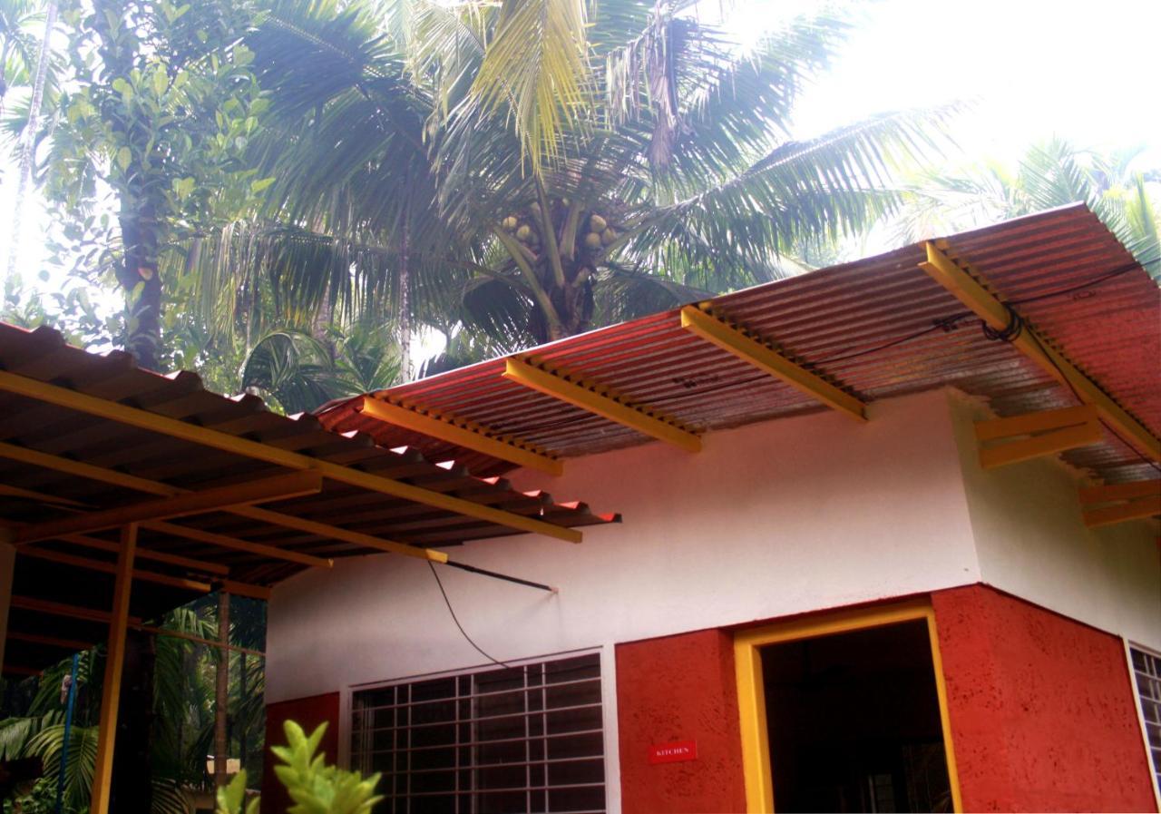 Anahat Cottages Diveāgar Exterior foto